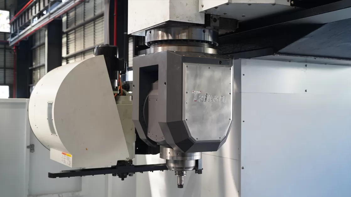 dual-swivel milling head dual-swivel milling head